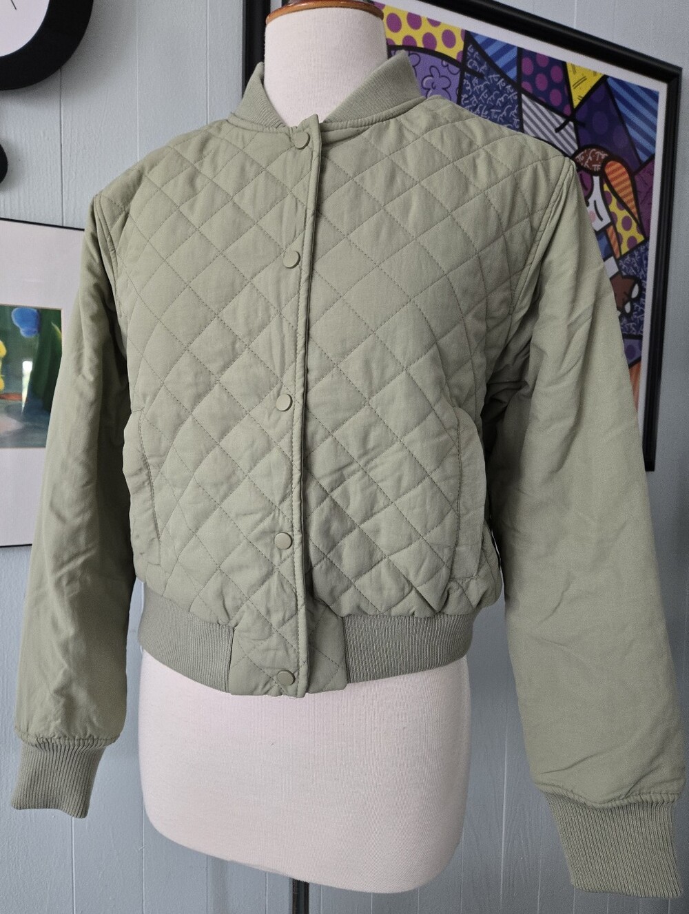 ASHLEY BY 26 INTERNATIONAL Quilted Bomber Jacket in Sage Green SIZE L